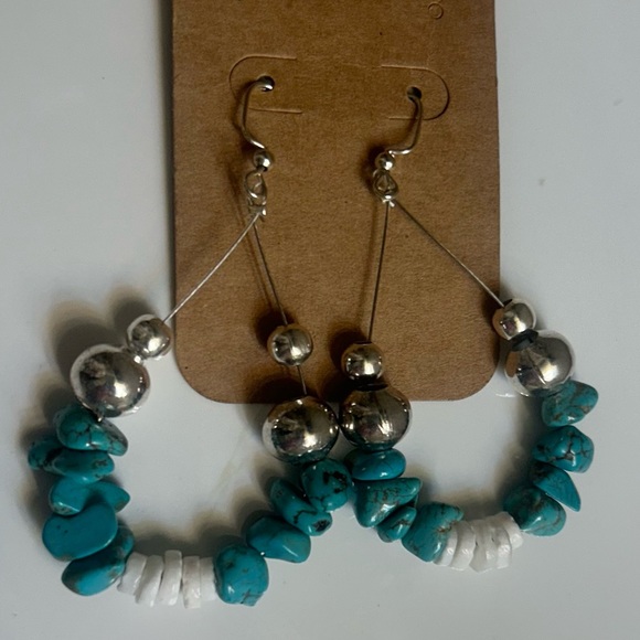 Handmade silver and turquoise earrings - Picture 2 of 2
